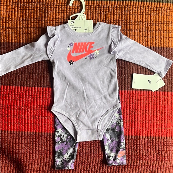 Nike Dri-Fit Purple Bodysuit and Pant Set - Picture 2 of 7